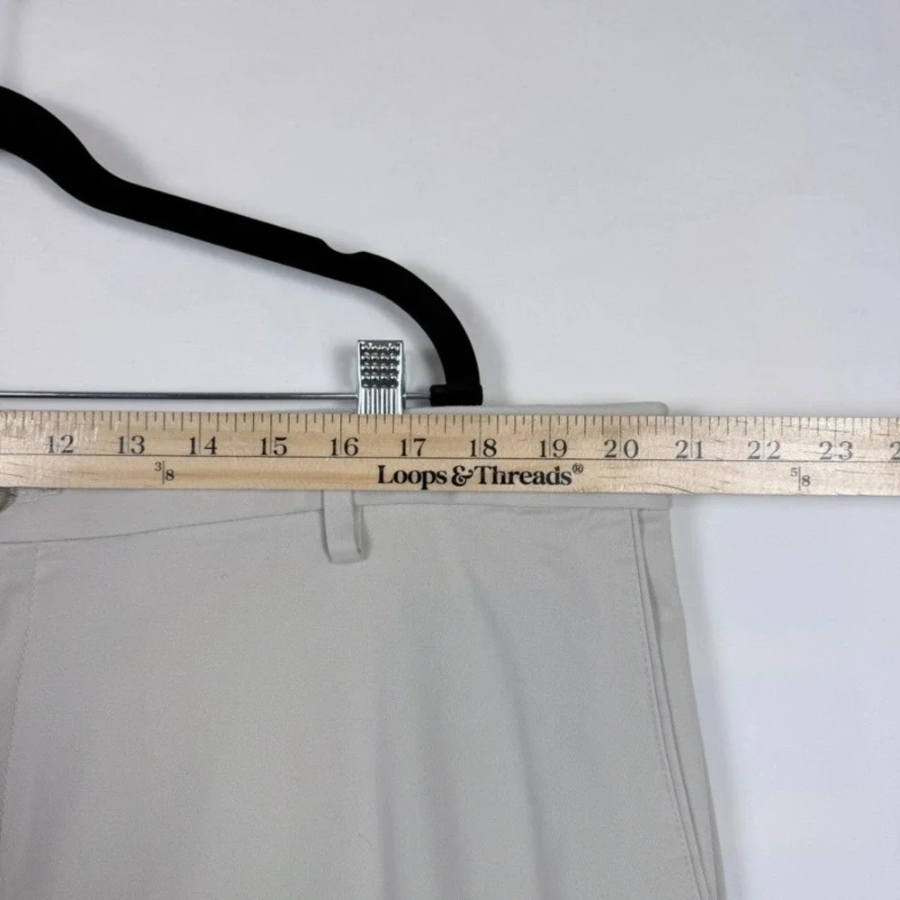 Dockers details brand